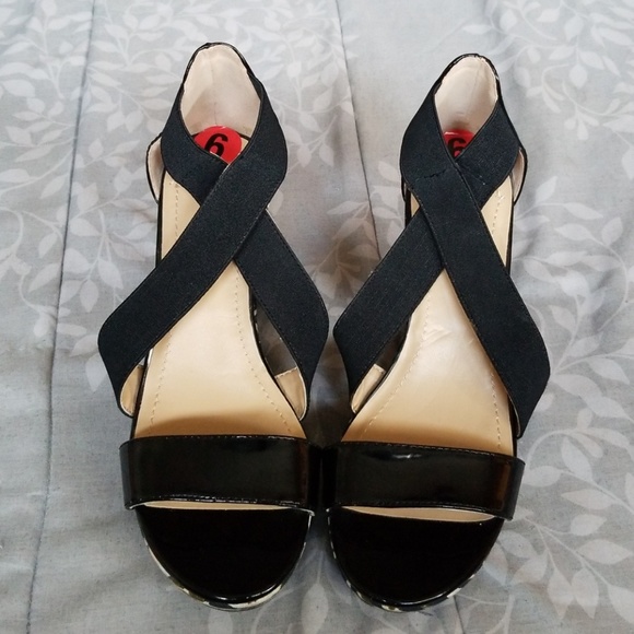 BCBGeneration wedged heels - Picture 3 of 5